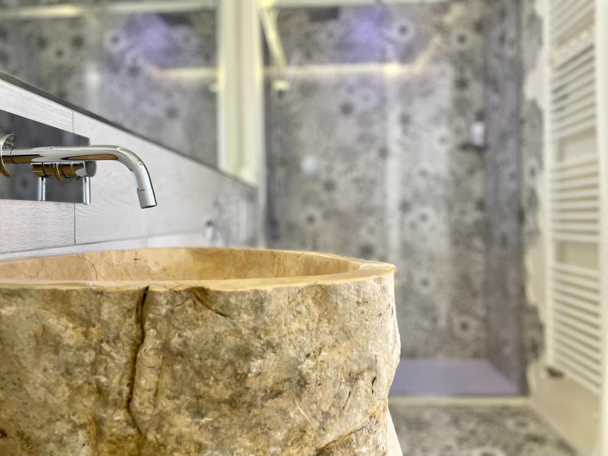Mariarosa Suites コモ エクステリア 写真