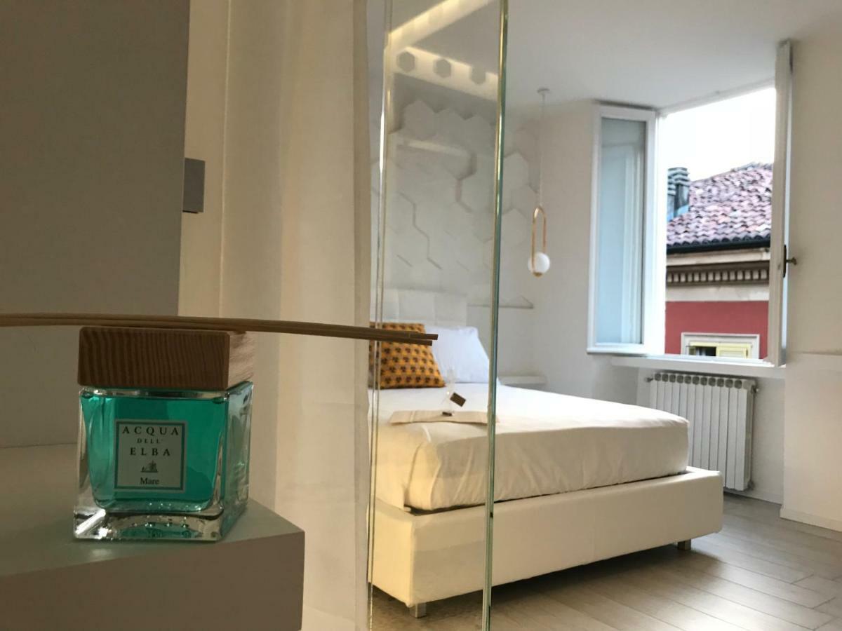 Mariarosa Suites コモ エクステリア 写真